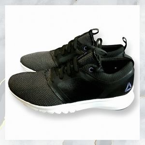 EUC! Reebok Athlux Shatter Shoes / Sneakers BLACK/PURPLE Women’s Size 7.5
